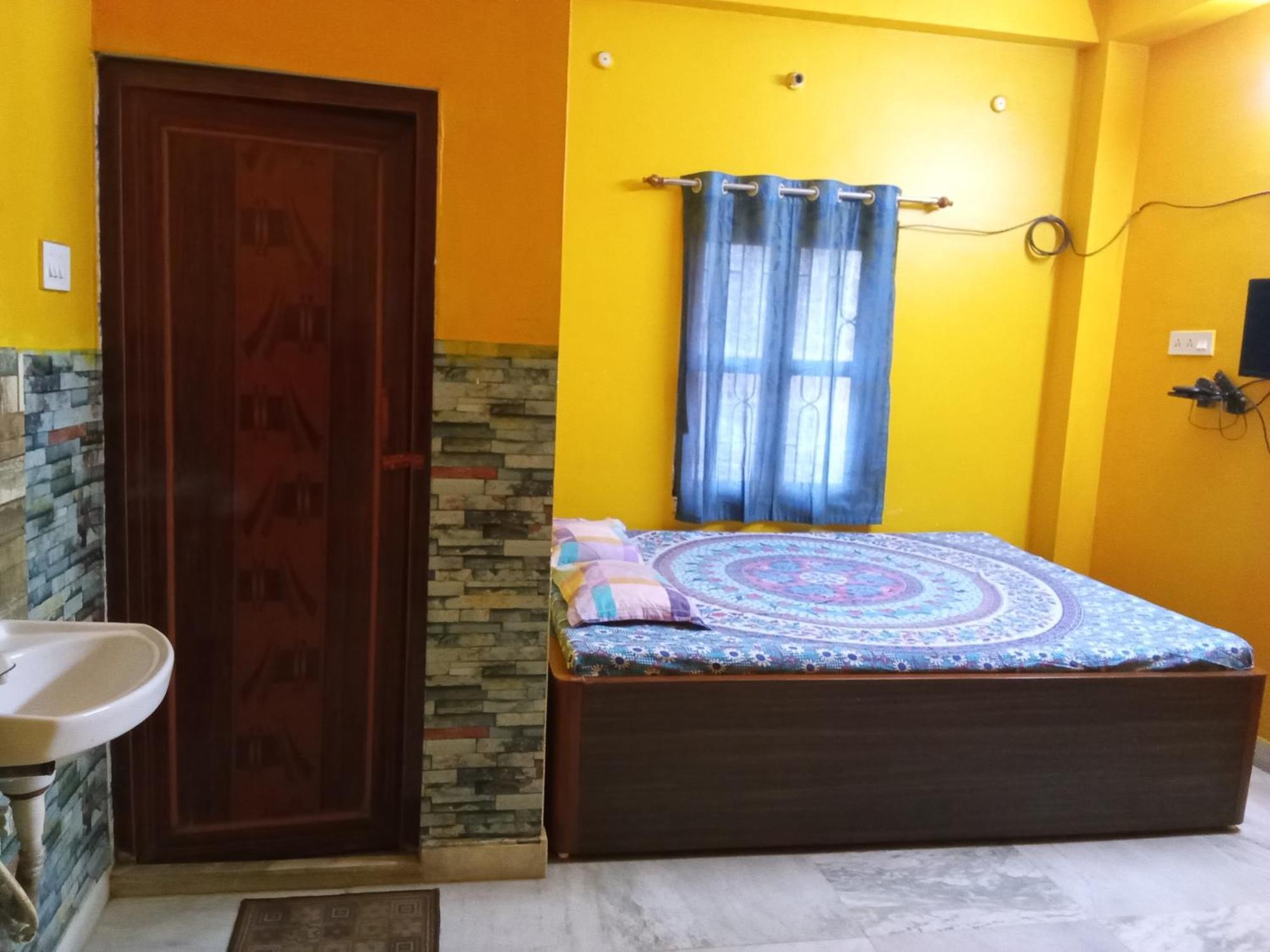 Amar Priya Guest House Calcuta Exterior foto